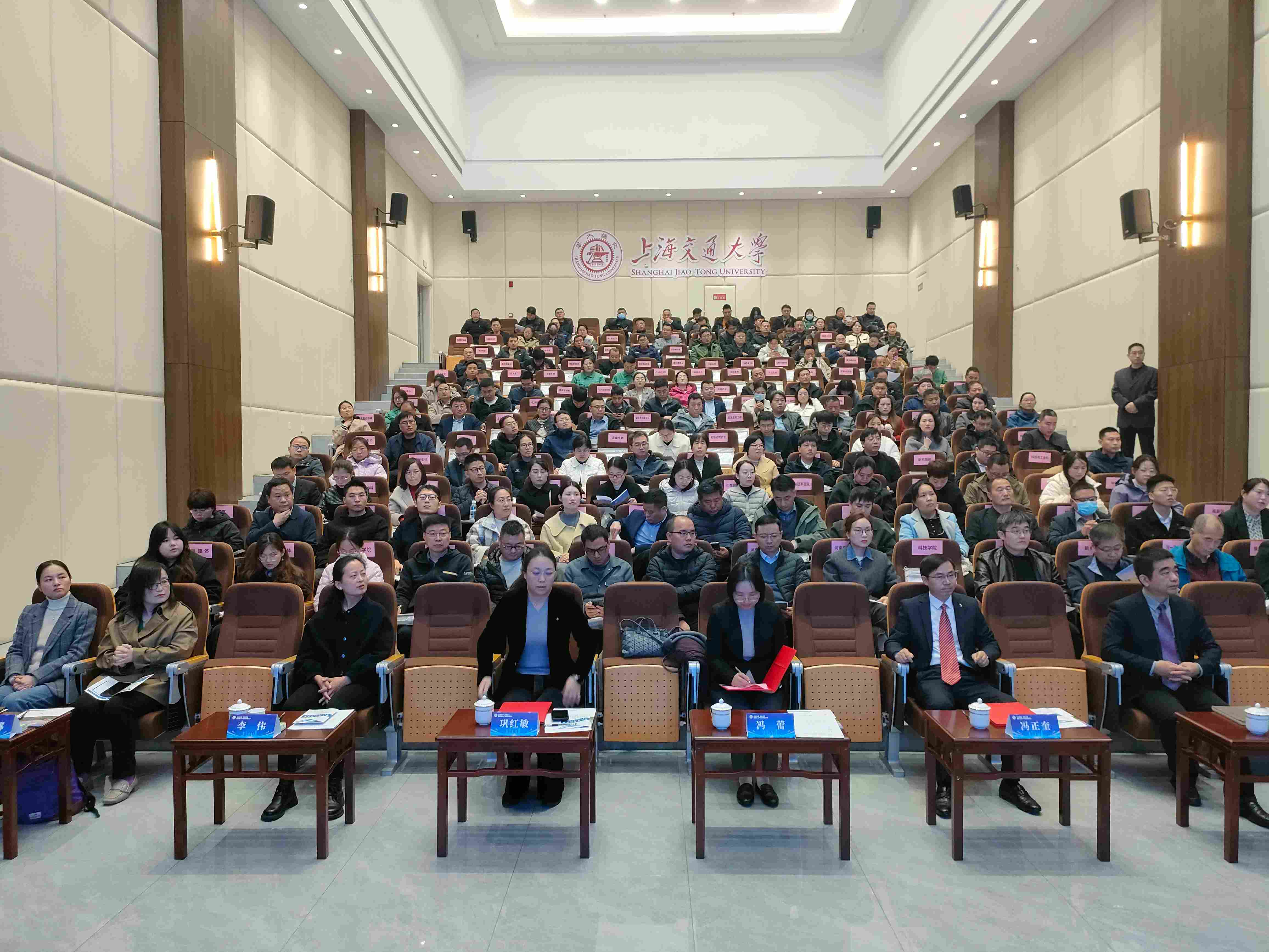 c3d7bc2124c3807ec608ccaac0d9cec0_副本